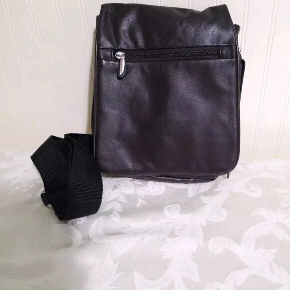 NEW Travelon Dark Brown 100% Leather Small Crossbody Anti-Theft Travel Bag Purse - Picture 3 of 16